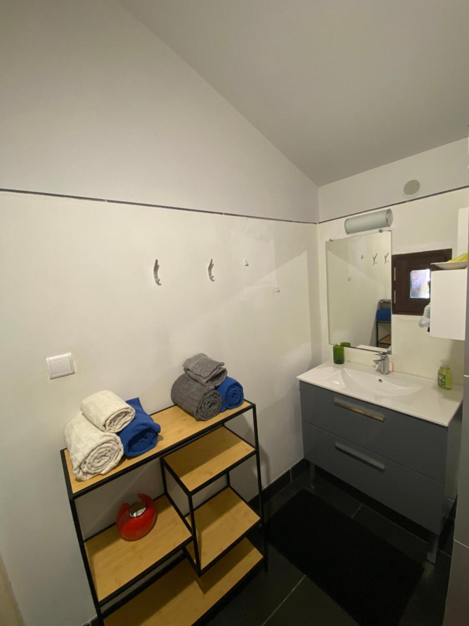 Location Gite 4 Personnes Mazeres - La Petite Maison ภายนอก รูปภาพ